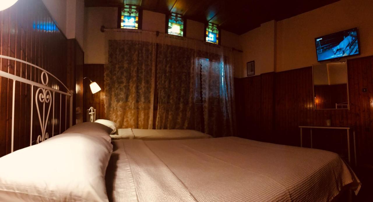 9Mouses Chasiotis Guest House Ampelakia Екстериор снимка
