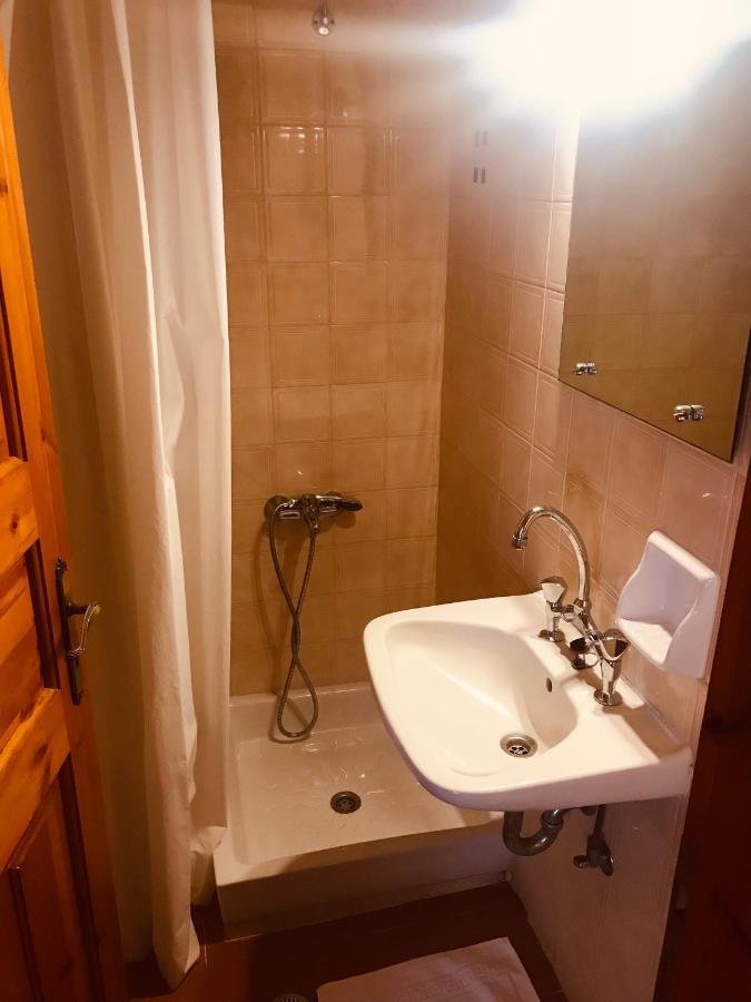 9Mouses Chasiotis Guest House Ampelakia Екстериор снимка